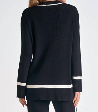 Elan - Oversized V-neck Sweater