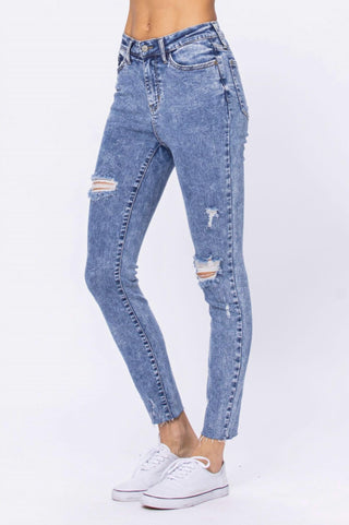 Judy Blue - Destroyed Skinnies