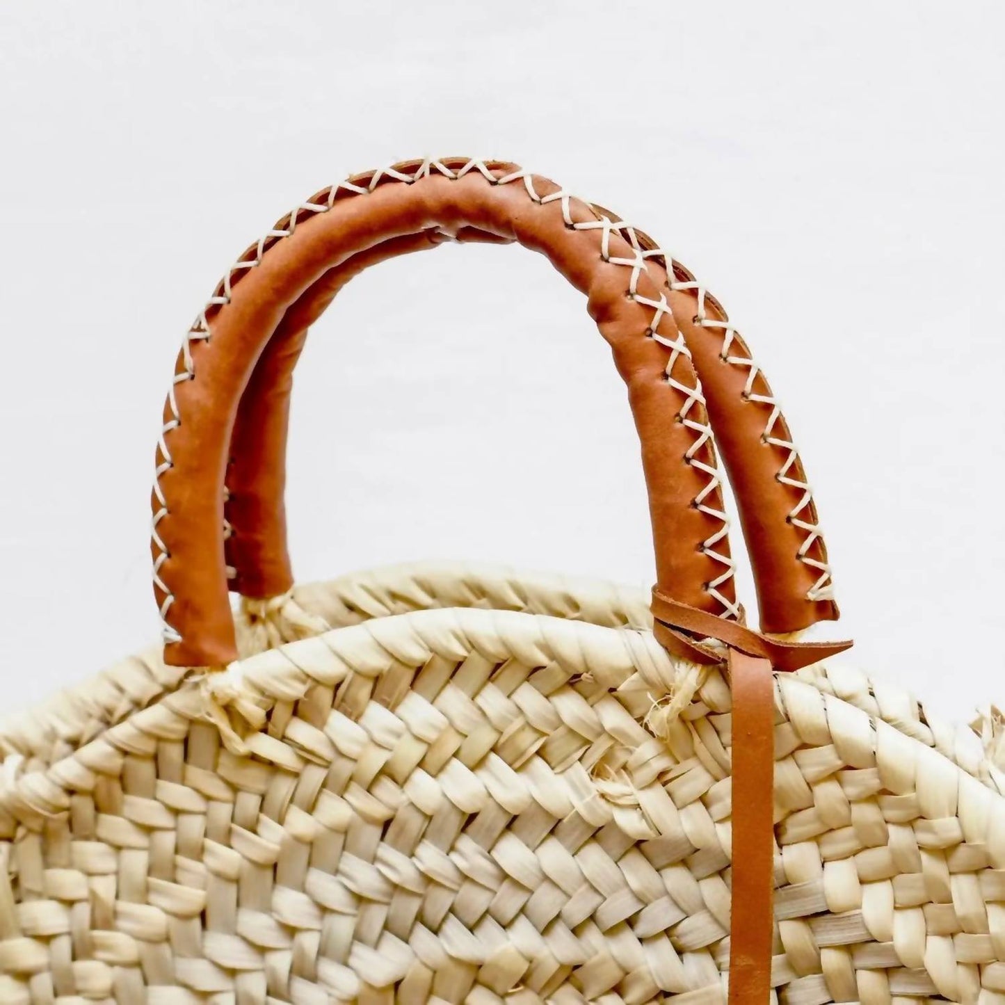 Craftberber - Women's Round Straw Bag
