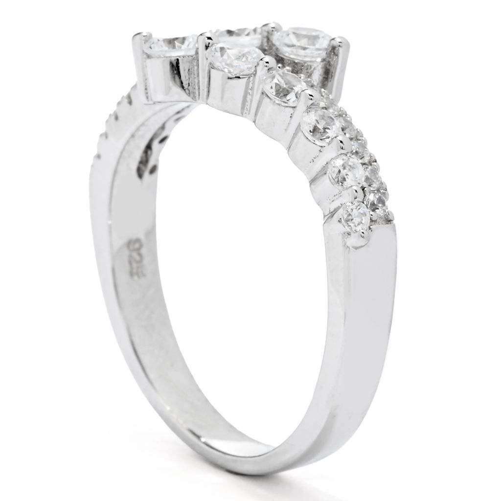Brilliante Italia 0.72 DEW Simulated Diamond Asymmetrical Graduated Ring
