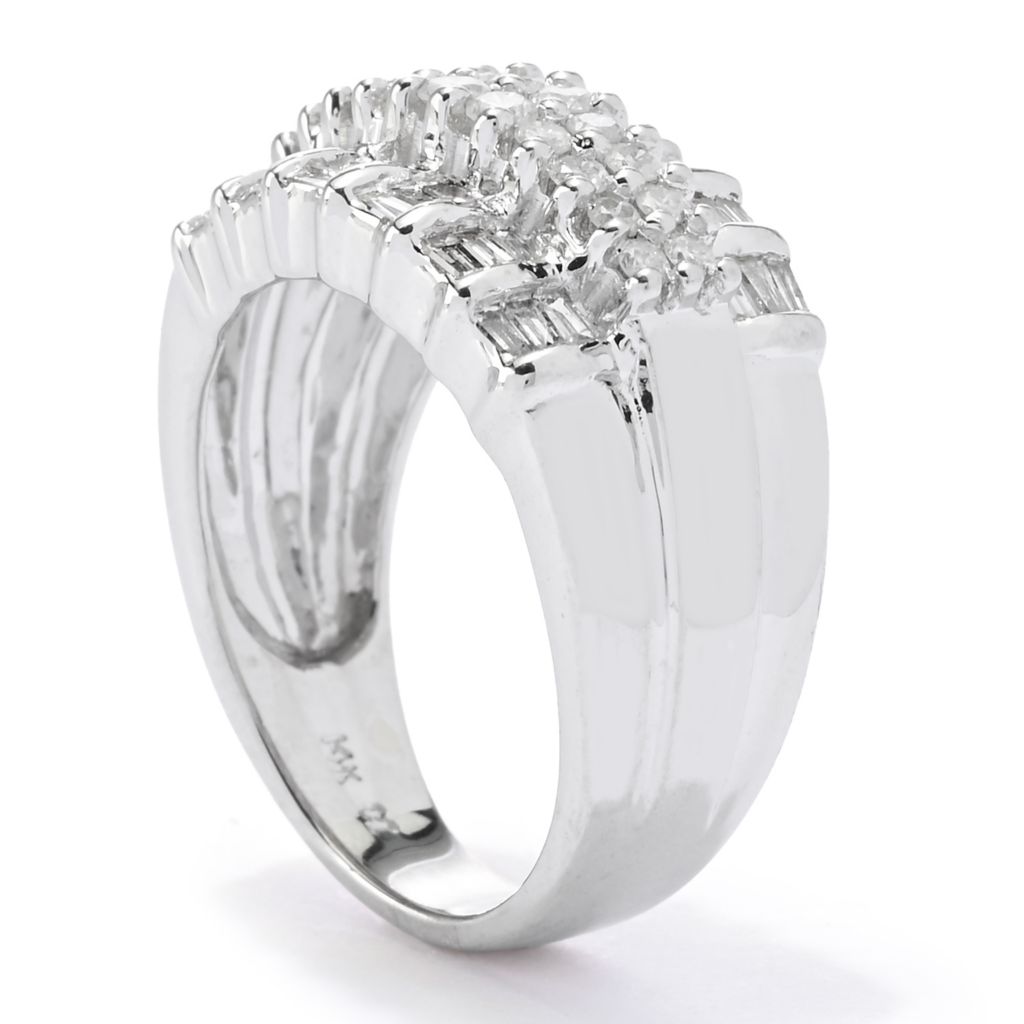 14K White Gold 1.00ctw Round & Baguette Diamond Ring, 7.3 grams