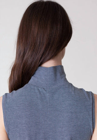 Buki - Sleeveless Turtleneck Shirt