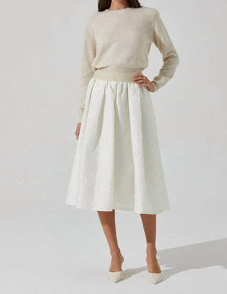 Astr - Kiran Fine Knit Sweater