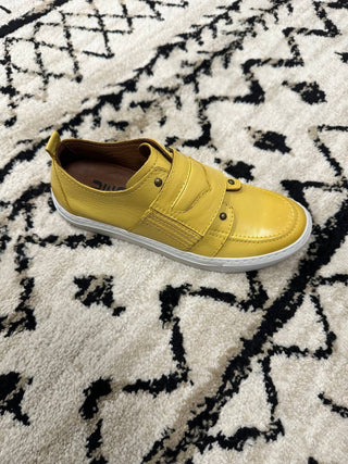 Bueno - Women's Relax Slip-on Sneaker