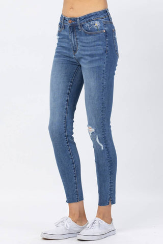 Judy Blue - High Waist Dandelion Embroidery Skinny Denim Jeans