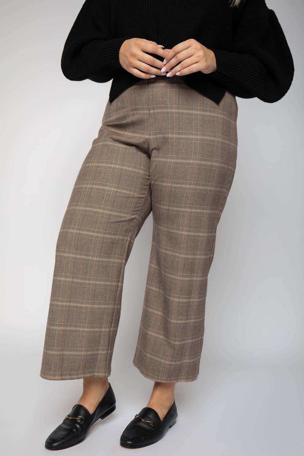 Karen Kane - Plaid Cropped Pants - Plus