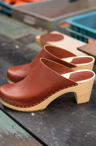 Sandgrens - Women's Rhodes Minimalistic Clog Mule