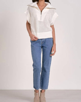 Elan - Cassie Short Sleeveless Sweater