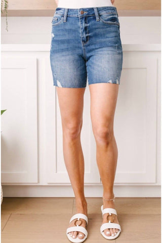 Judy Blue - Straight Edge Dark Wash Shorts