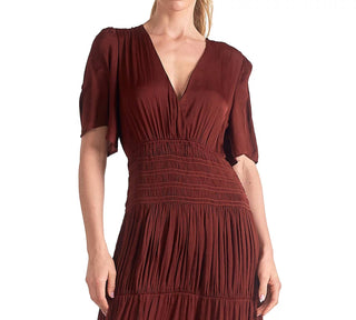 Elan - SHORT SLEEVE V-NECK SMOCKED WAIST DRESS