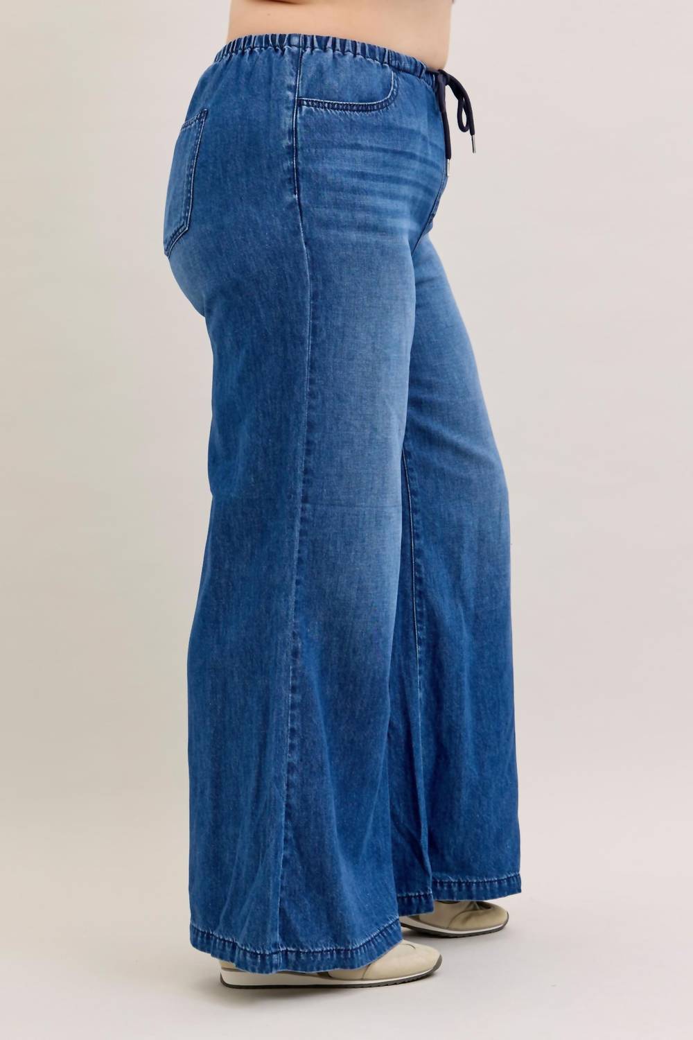 Judy Blue - Women's High Waist Featherweight Palazzo Fit Jeans