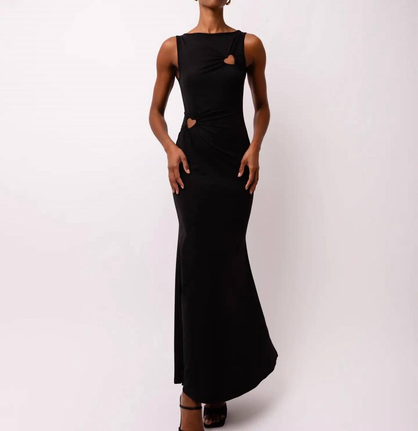 Amylynn - Harlie Heart Cut Out Maxi Dress