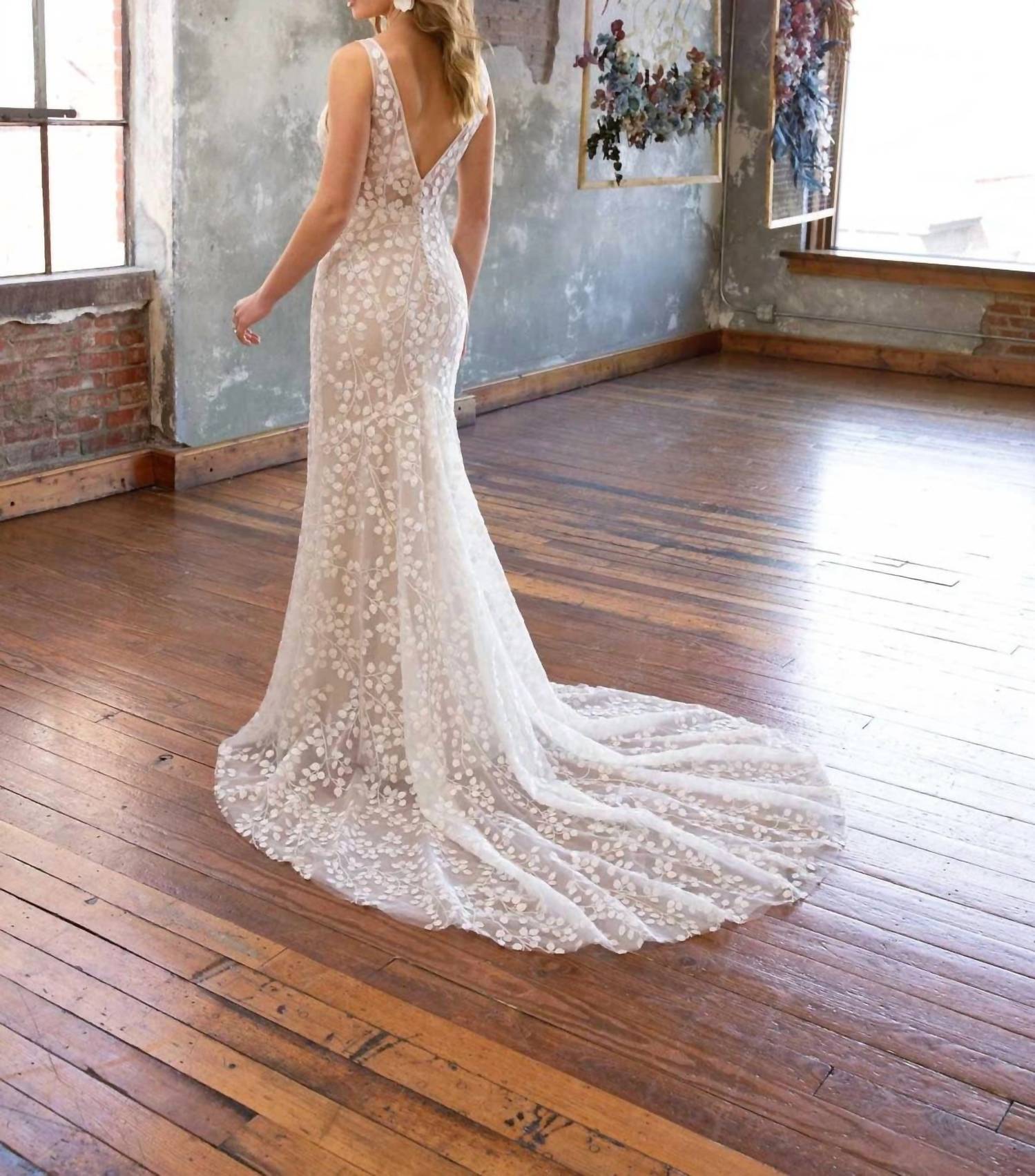 All Who Wander - Cece Gown