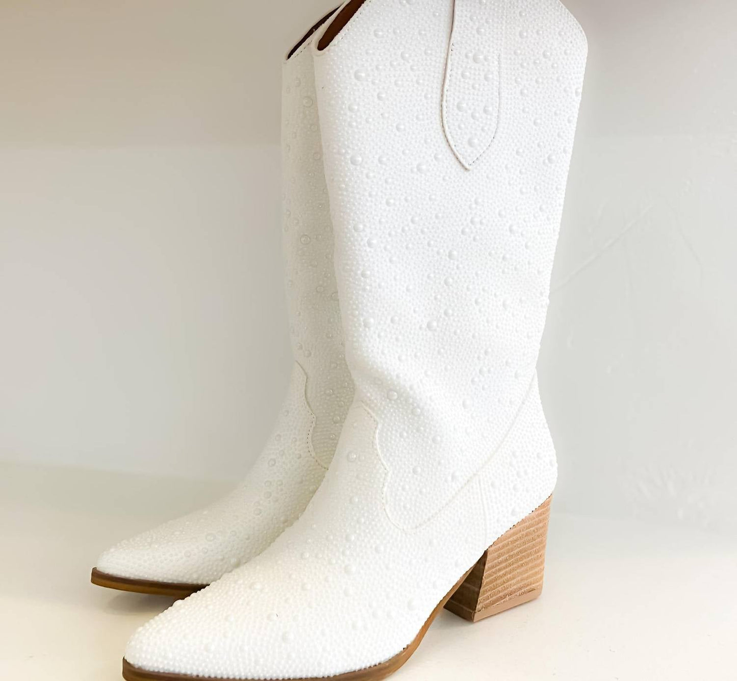 Beast Fashion - Women's Detailed Western Boot