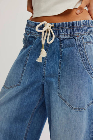 Free People - Easy Peasy Pull On Relaxed Jeans