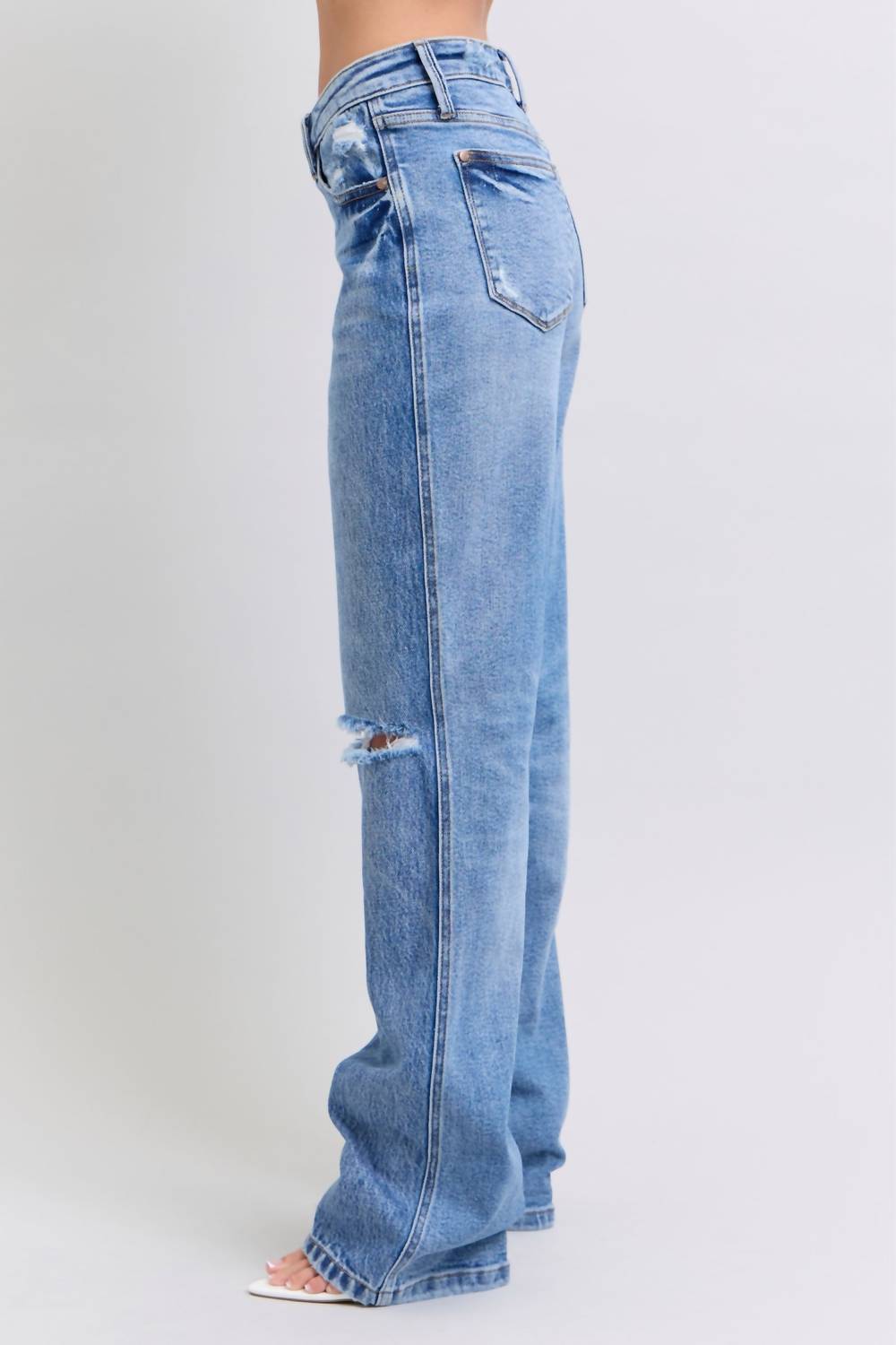 Judy Blue - Rigid Magic Criss-cross Waistband Straight Jeans