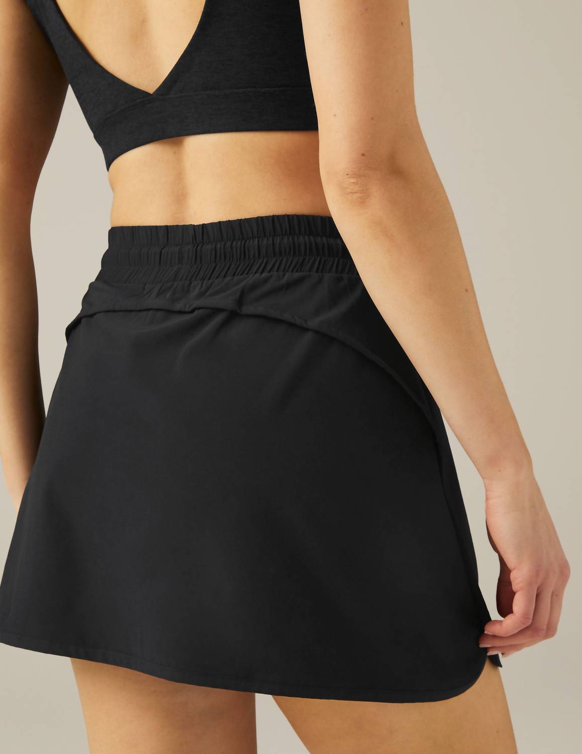 Beyond Yoga - Stretch Woven In Stride Lined Skirt