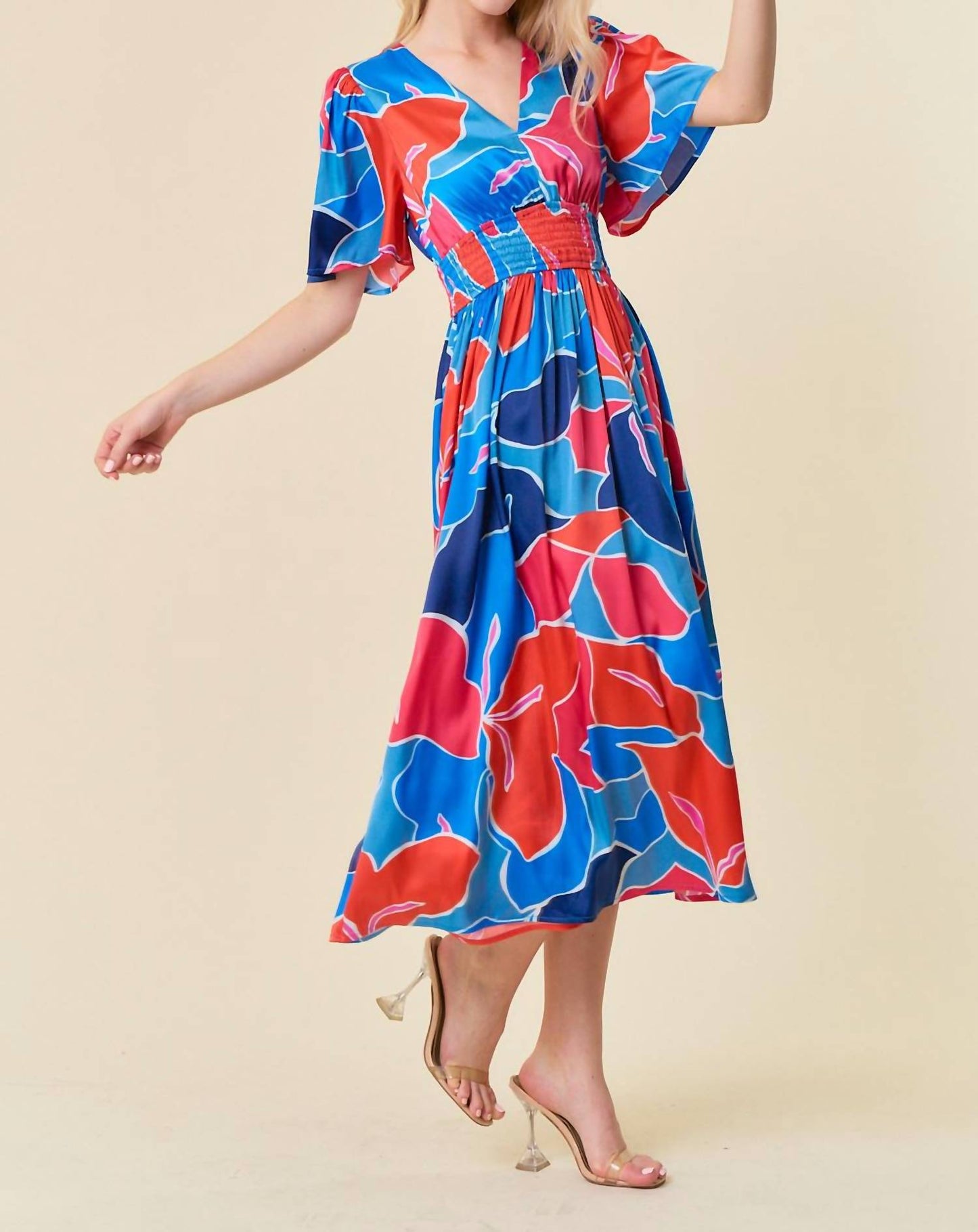 Doe And Rae - Floral V-neck Flutter Short Sleeve Smocked Waist Dress