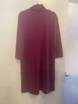 Tyler Boe - Women's Geometric Print Knit Cowl Neck Shift Dress