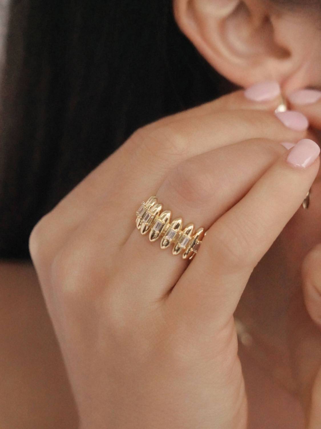 Ettika - Women's Oval Dome Baguette Band Ring