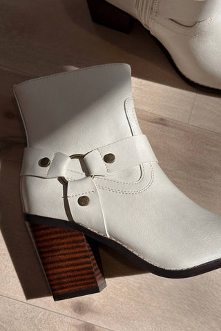 Oasis Society - Women's Jackson Ankle Boots