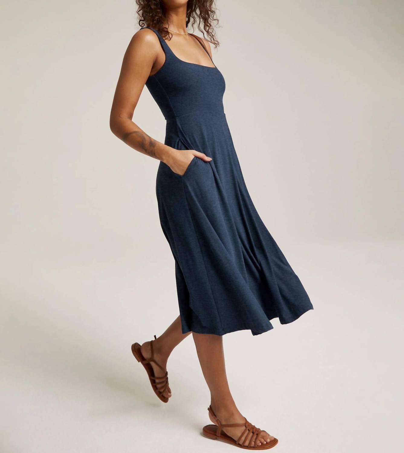 Beyond Yoga - Featherweight At The Ready Square Neck Dress
