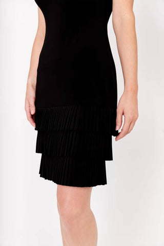 Frank Lyman - Knee Length Shift Mini Dress