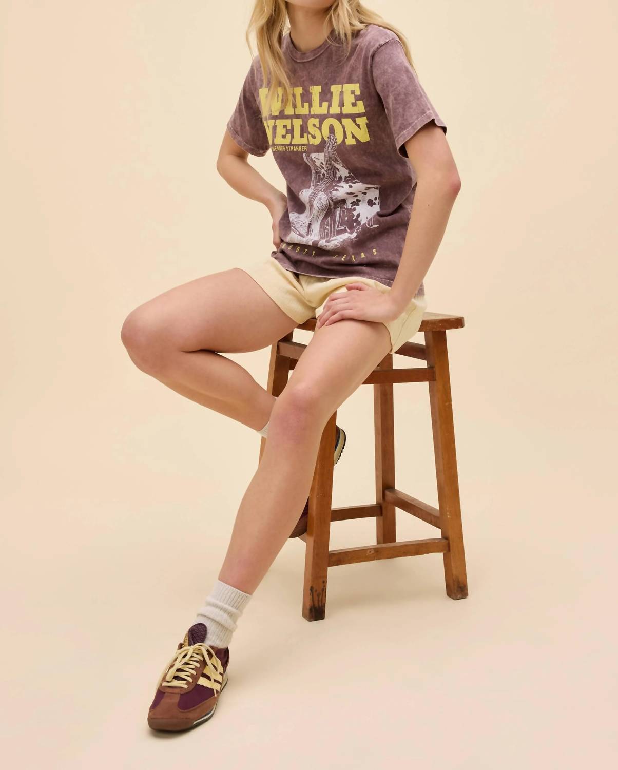 Daydreamer - Willie Nelson Red Headed Stranger Weekend Tee