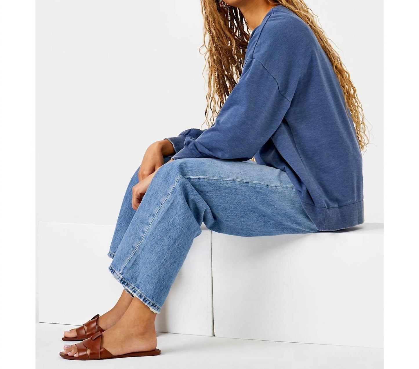 Charlie Paige - Relaxed Crew Neck Pullover - Wake & Lake