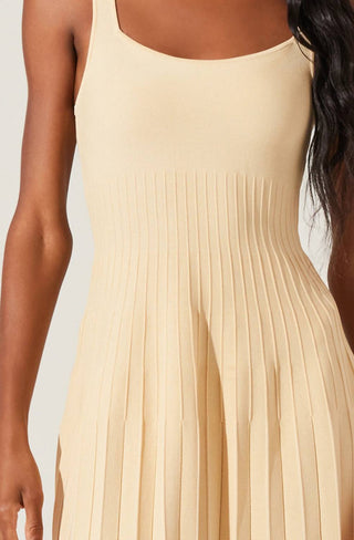 Astr - Aylin Pleated Midi Sweater Dress