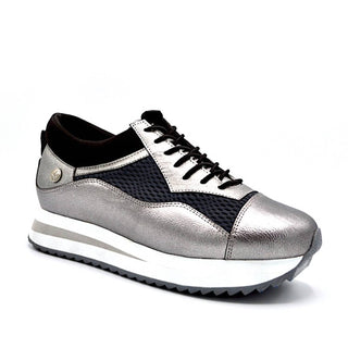 Chelsea Jones - Women's Verse Elevated Trainer Shoes