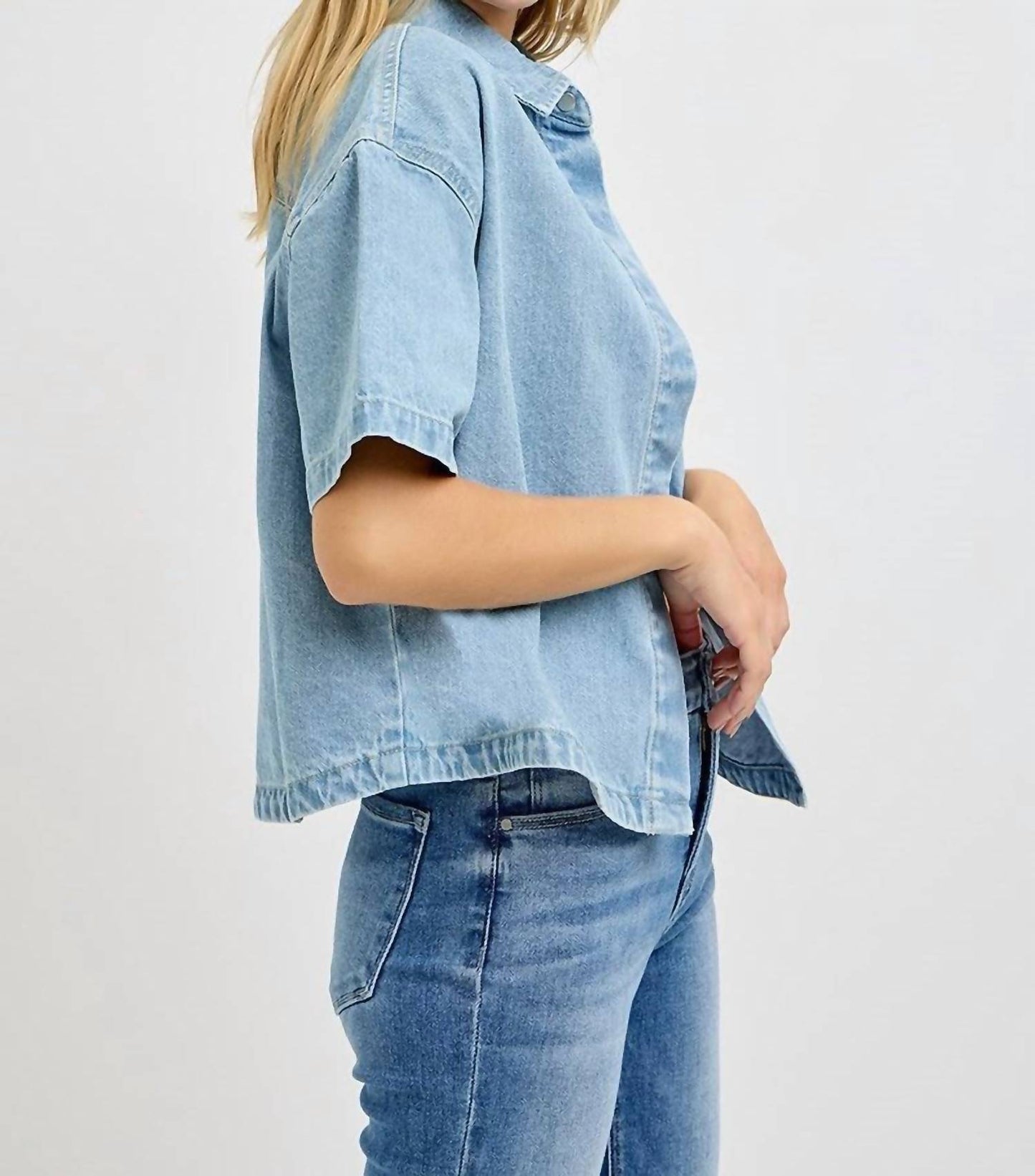 Risen - Cropped Denim Button Down Shirt