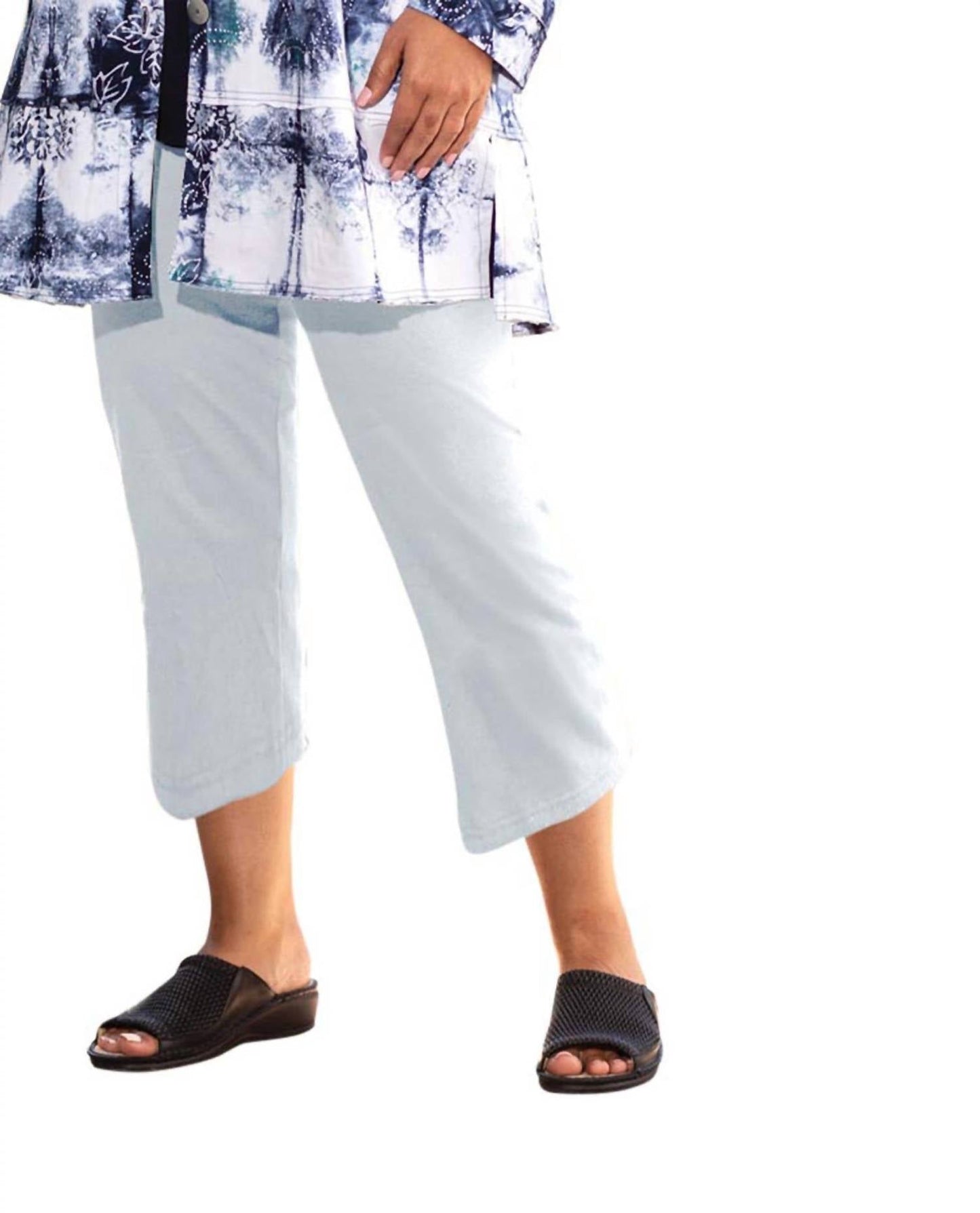 On The Plus Side - Plus Size Relaxed Capri Crop Leggings