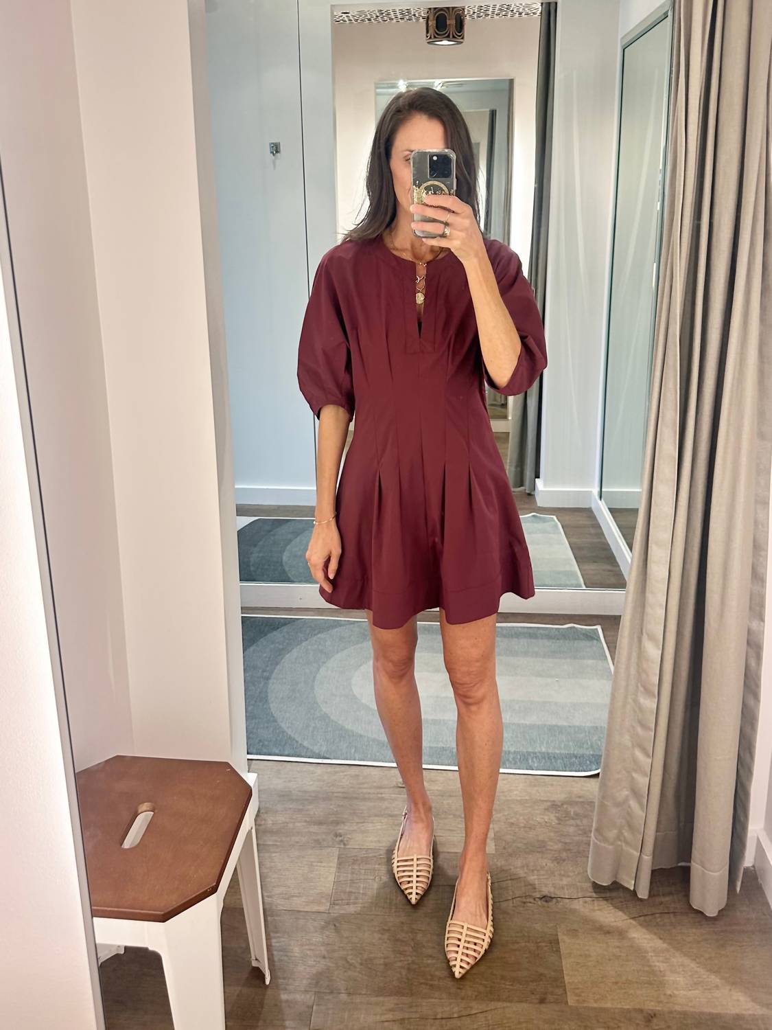 Steve Madden - Dayton V-neck Mini Dress