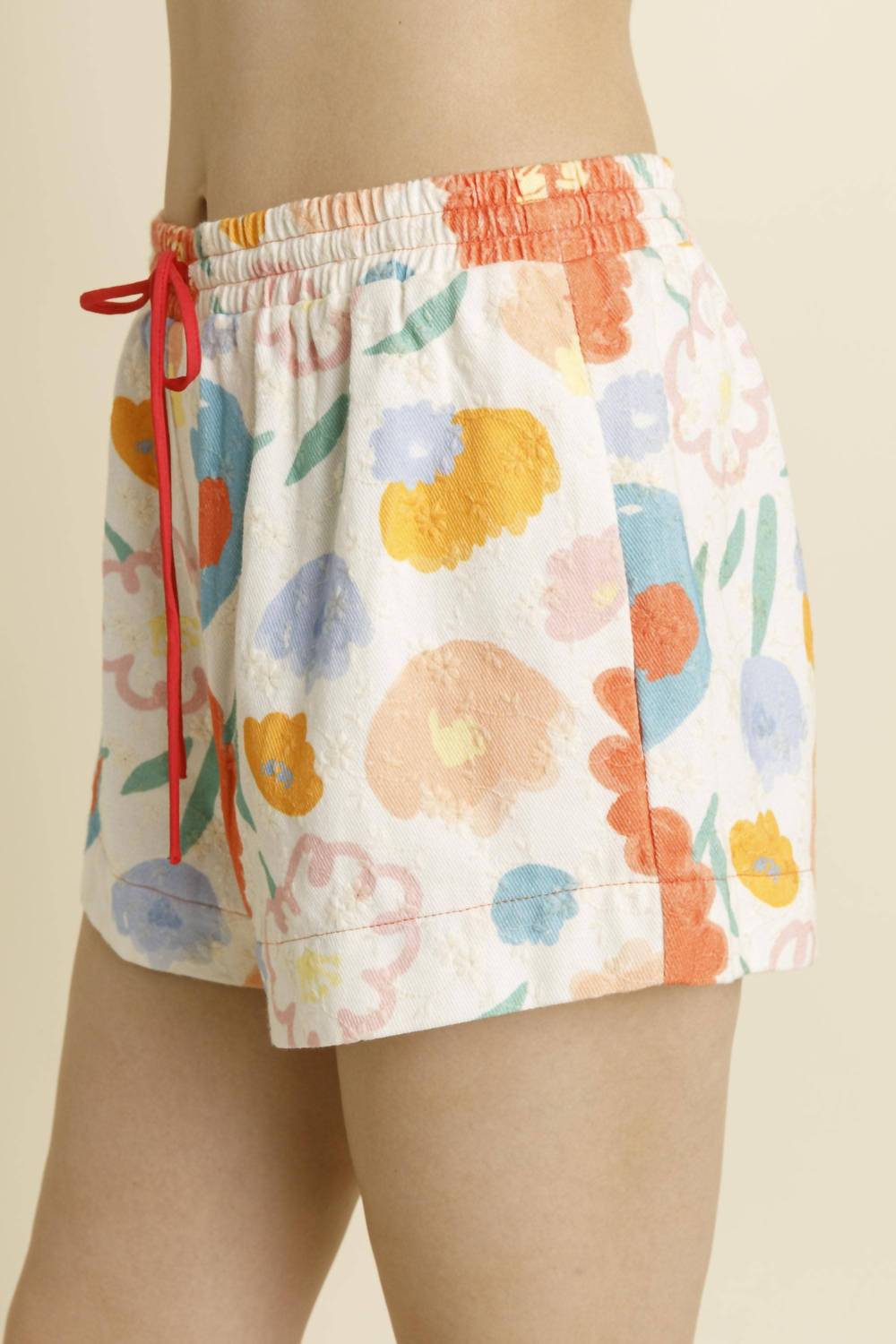 Aureum - Women's Floral Shorts With Tie