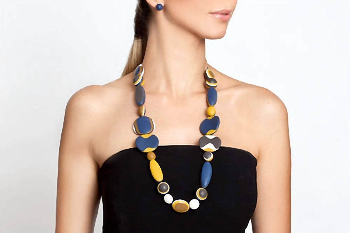 Avenue Chic - Women's Colorful Resin Necklace