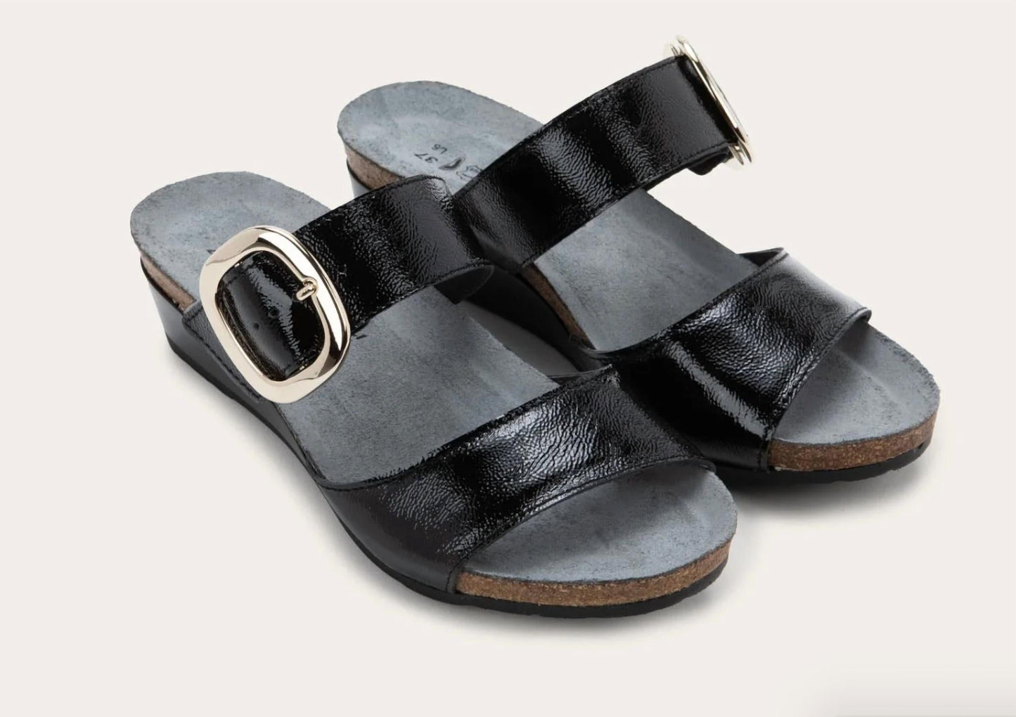 Naot - Women's Magic Black Crinkle Patent Leather Sandal