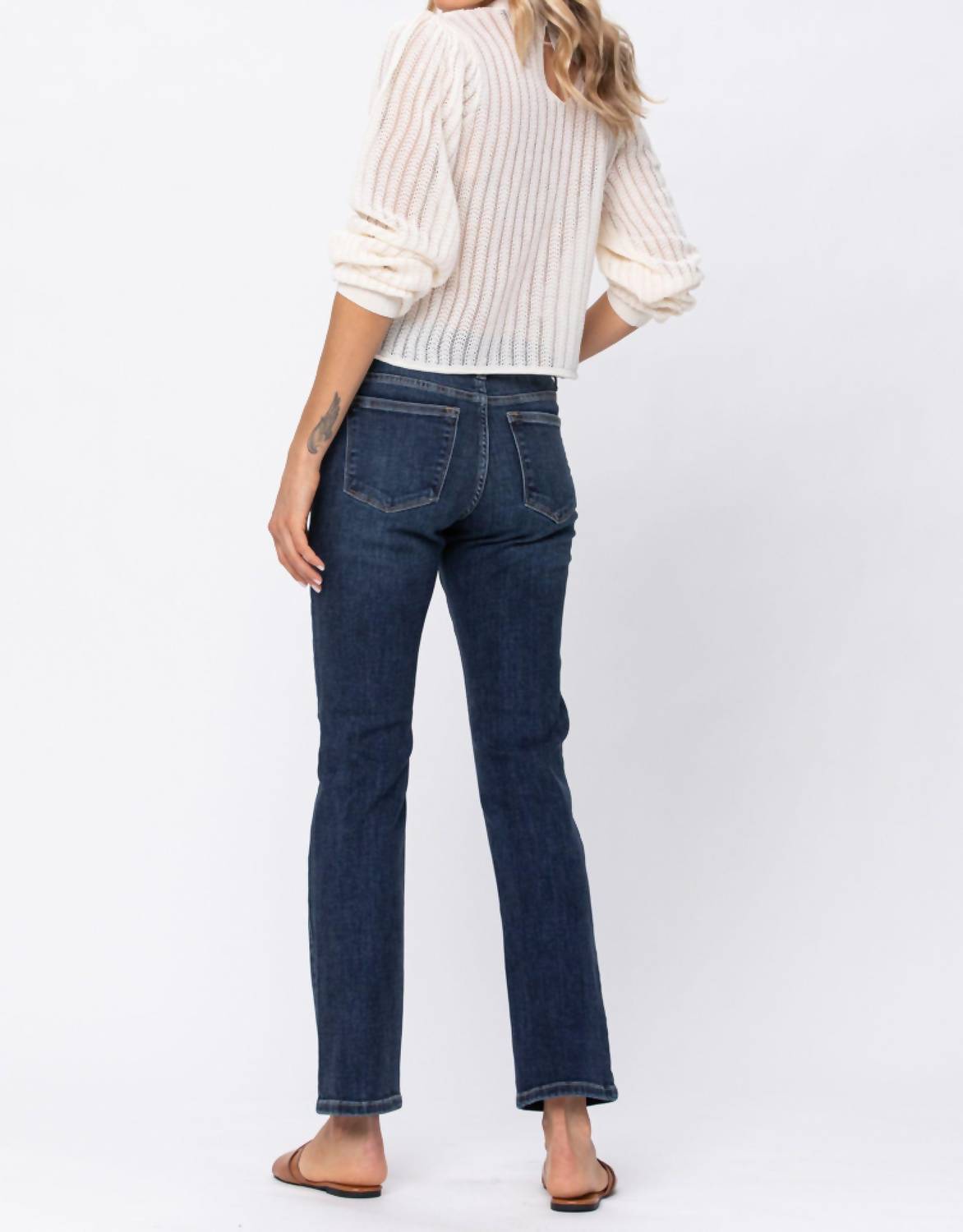 Judy Blue - Mid Rise Straight Leg Non Distressed Jean
