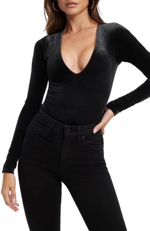 Good American Plunge Neck Long Sleeve Velvet Bodysuit in Black001