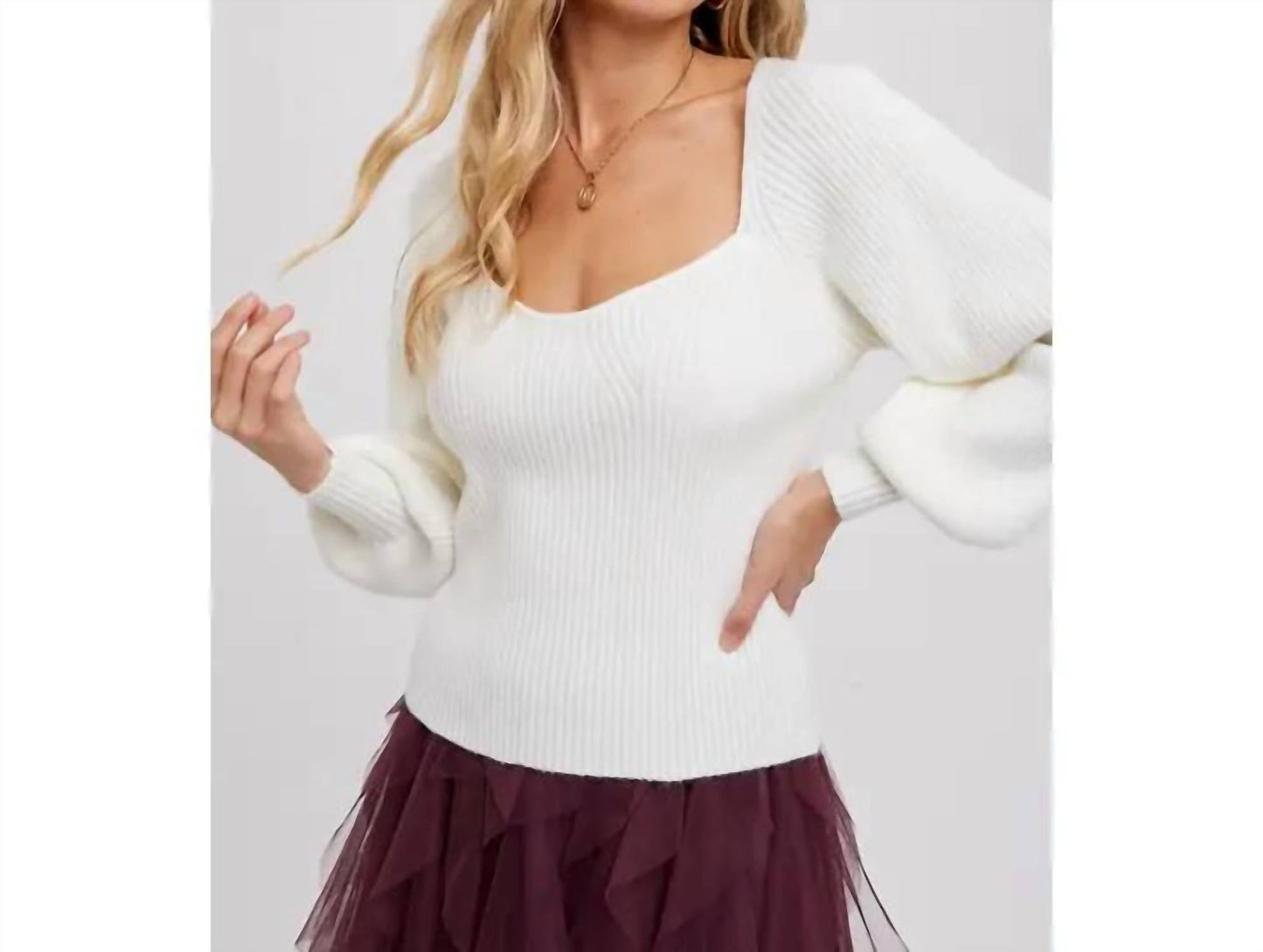 Bluivy - Sweetheart Neck Sweater