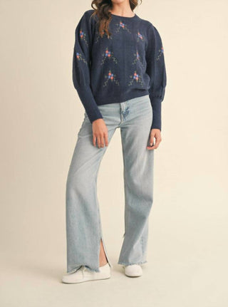 &Merci - Flower Embroidered Sweater