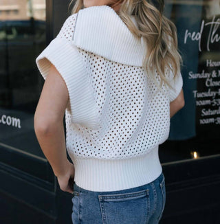 Elan - Big Collar Sweater