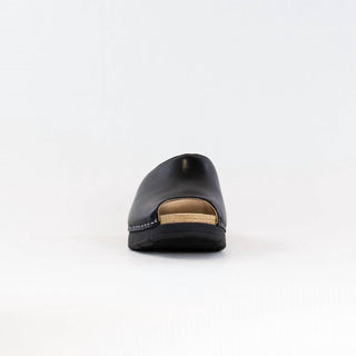 Dansko - Women's Ravyn Nappa Sandals