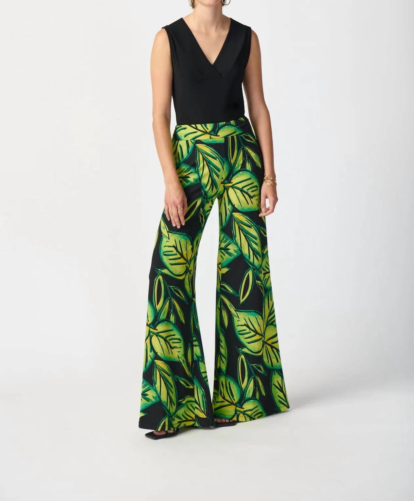 Joseph Ribkoff - Sleeveless V-neck Top