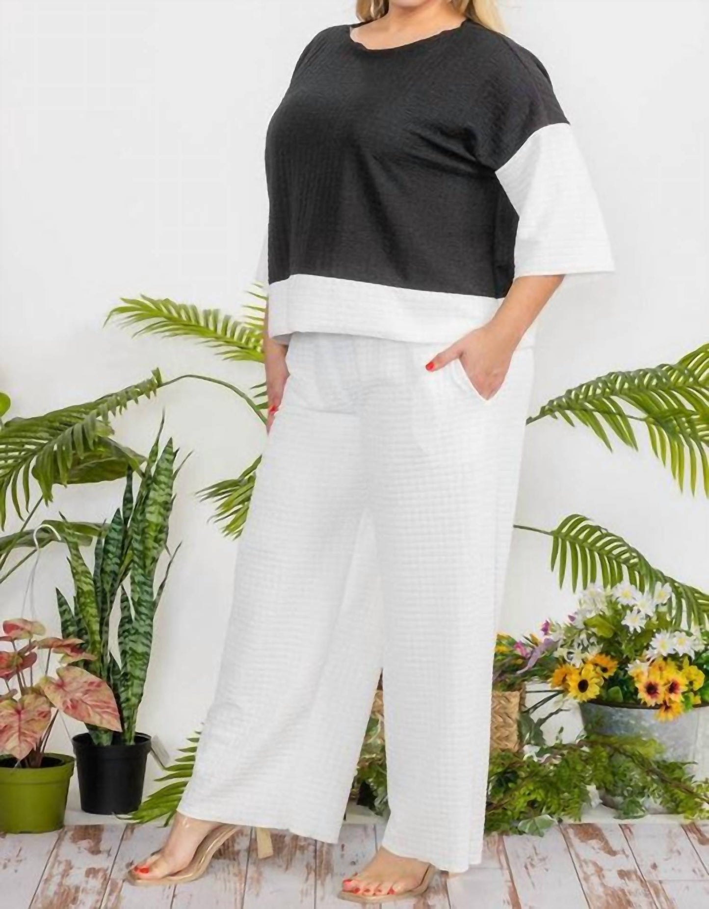 Karen T Design - Cozy Textured Two-piece Set