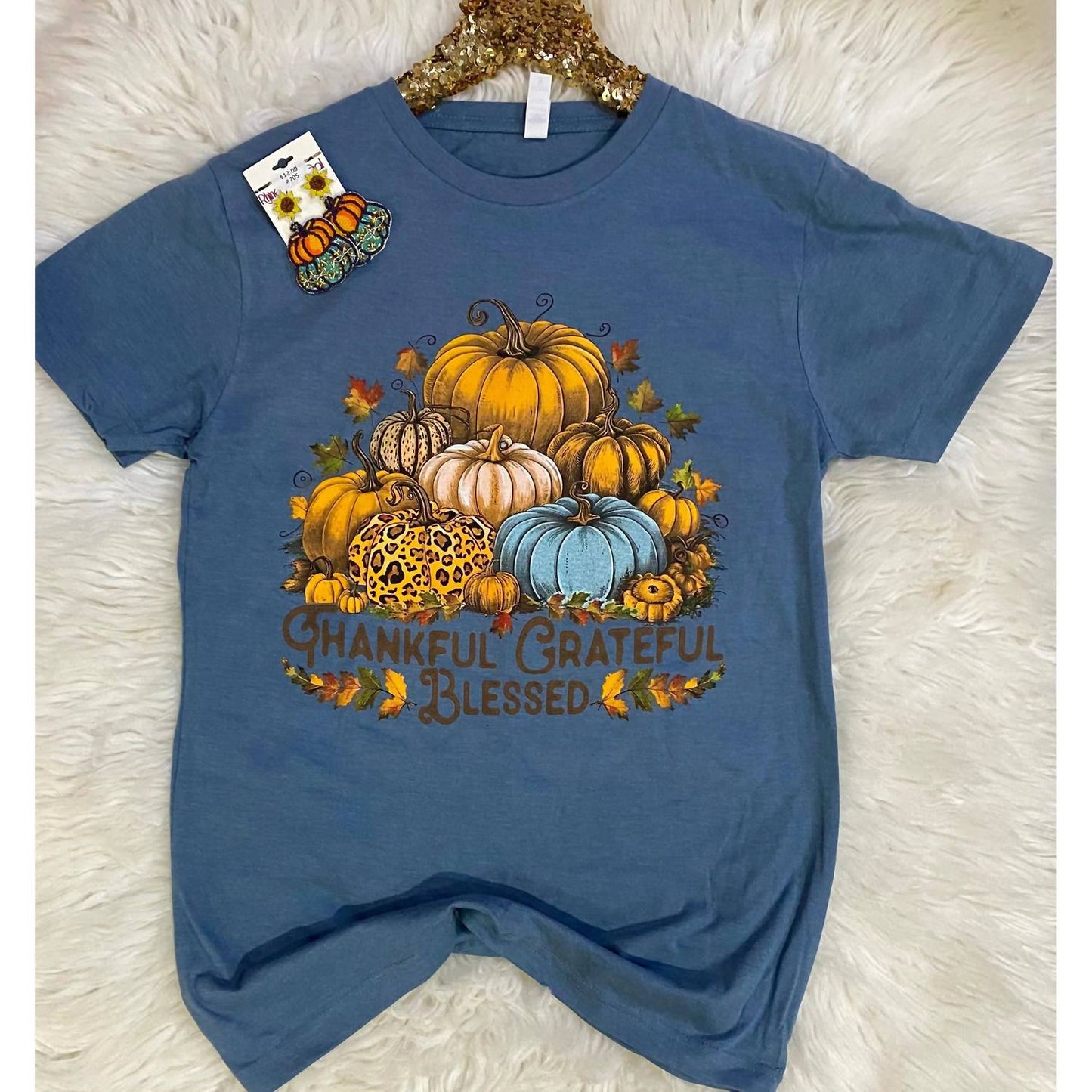 Love In Faith - Women's Thankful Grateful Blessed Tee