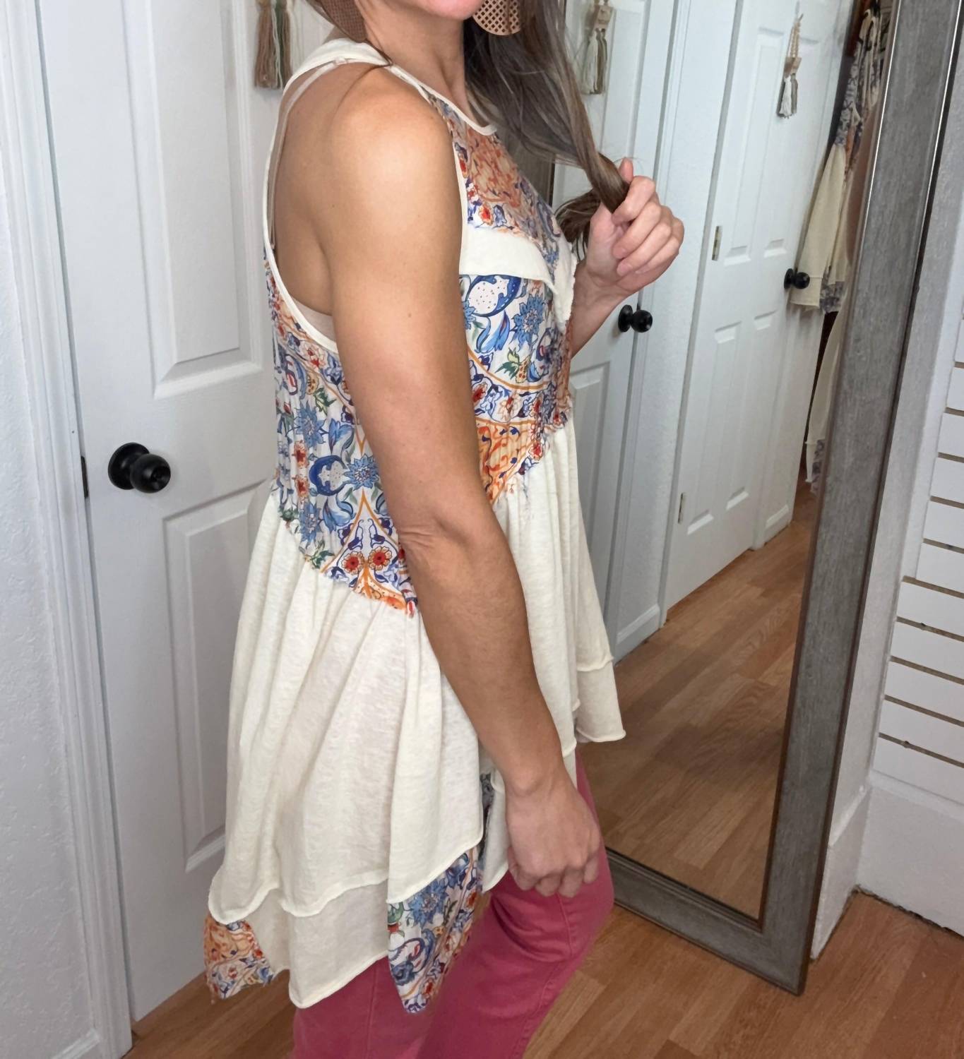 Pol - Destiny Sleeveless Tunic Top