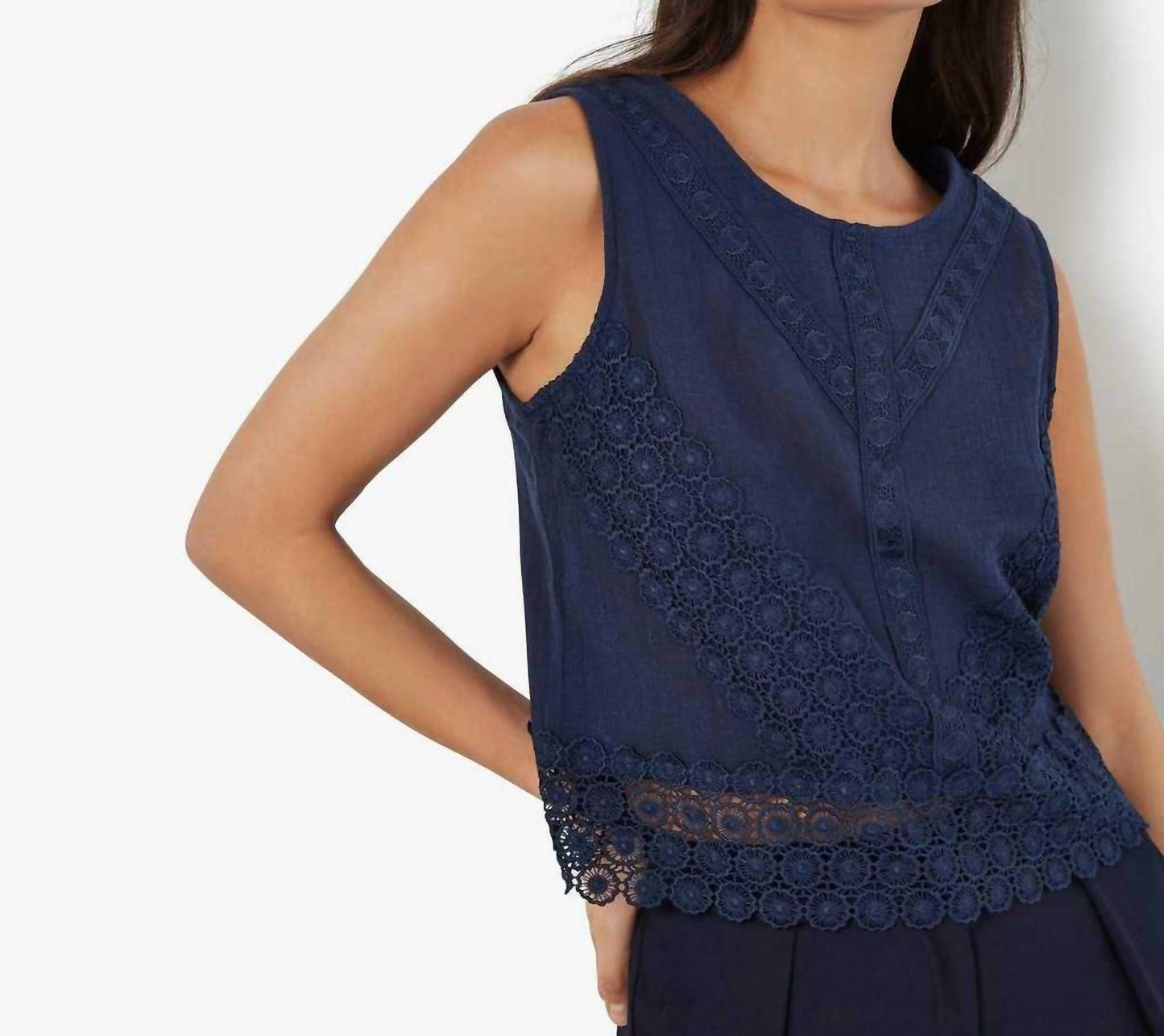 Apricot - Lace Hem Back Bow Sleeveless Top