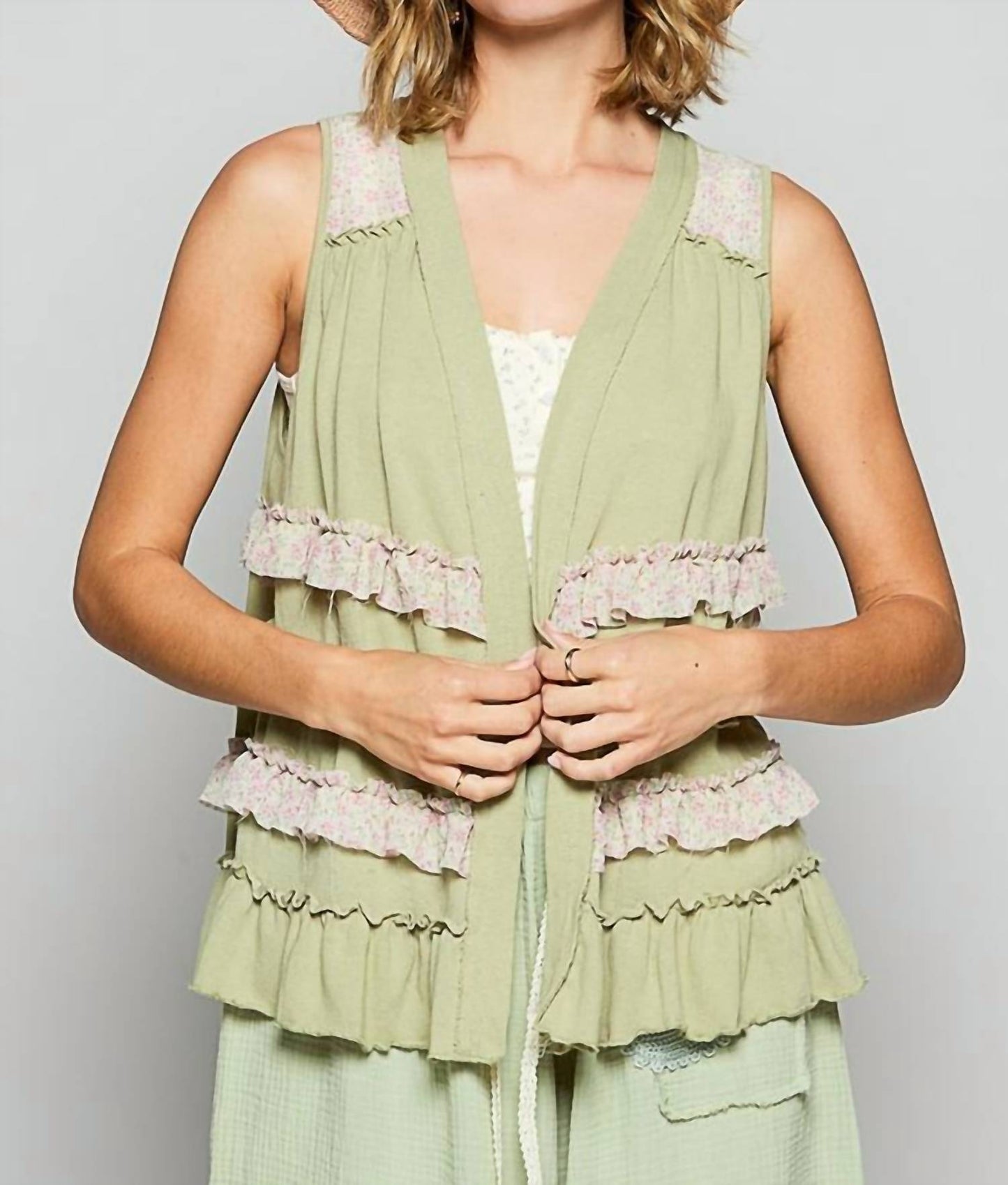 Pol - Ruffle Vest