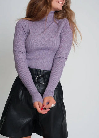 Q2 - STRETCH-KNIT TURTLENECK SWEATER